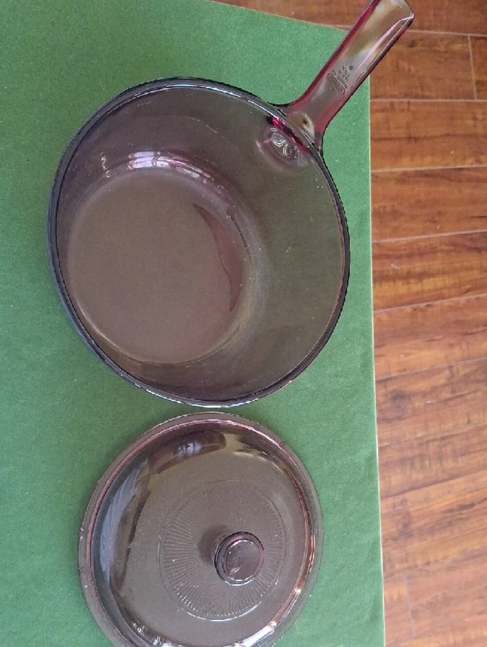 Vision Purple Glass Saucepan with Lid - Elegant Heat-Resistant Cookware